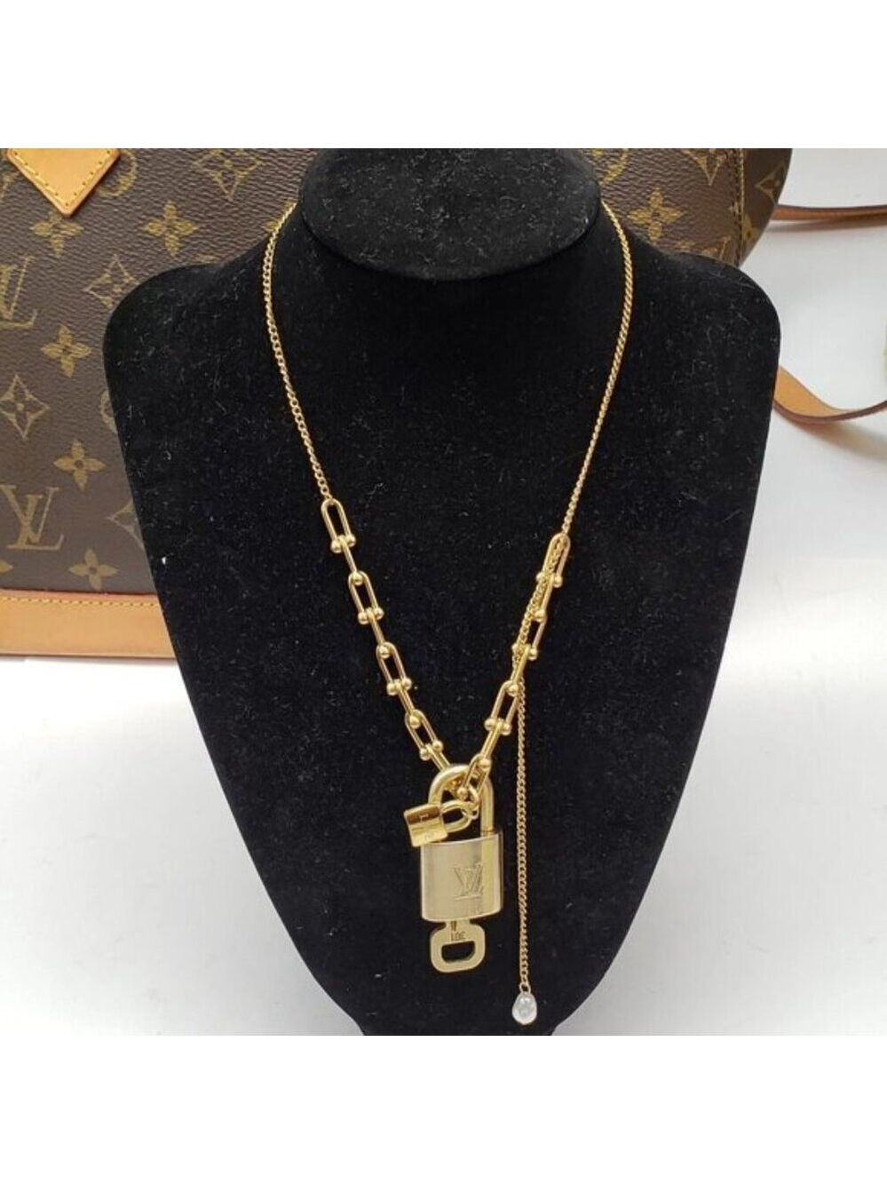 Gold-Plated Necklace with Authentic Louis Vuitton Padlock 020426